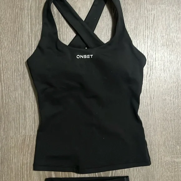 ONSET brand workout set XS BLACK Aura Collection - Picture 4 of 8